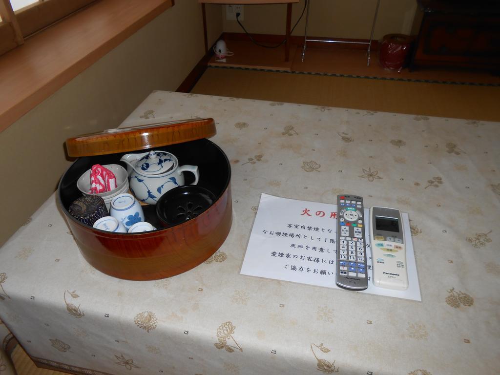 Minshuku Shigemura Hotel Atami  Kültér fotó